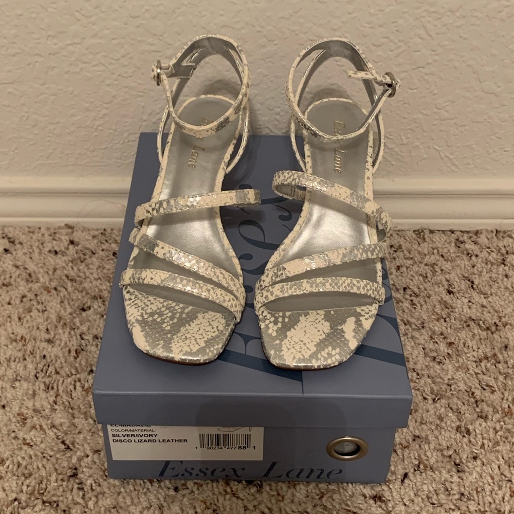 Brand new - Essex Lane - MADALIE SANDAL - snake print